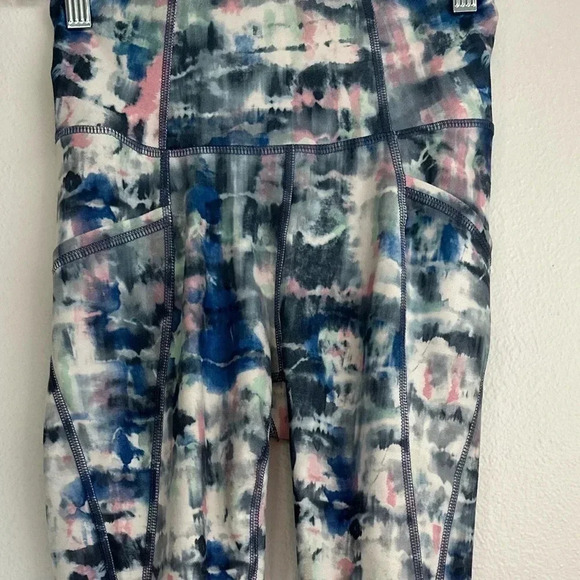 Freely 7/8 Leggings - Picture 10 of 15